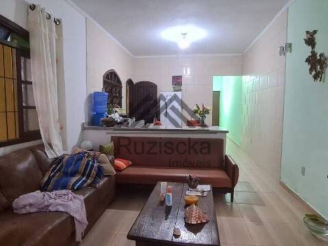 Casa para Venda em Itanhaém - 3