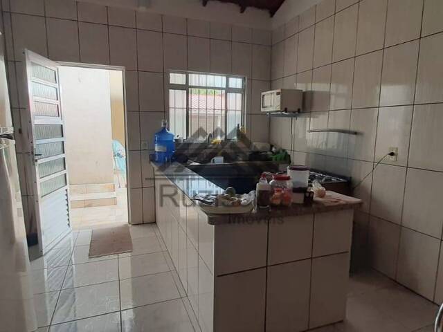 Casa para Venda em Itanhaém - 3