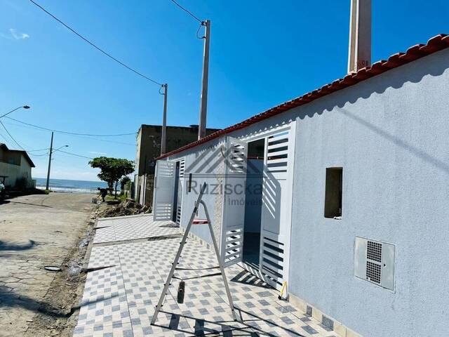 Casa para Venda em Itanhaém - 3