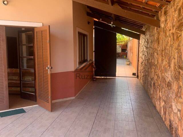 CASA COM PISCINA para Venda em Itanhaém - 4
