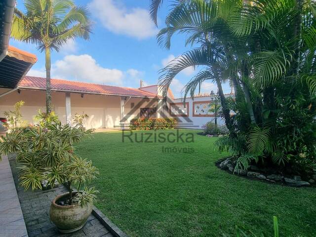Casa para Venda em Itanhaém - 2