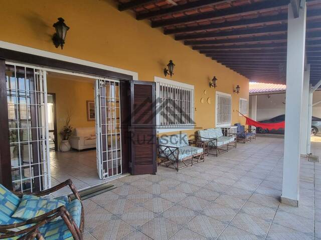 Casa para Venda em Itanhaém - 3