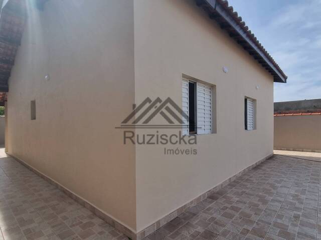 Casa para Venda em Itanhaém - 3