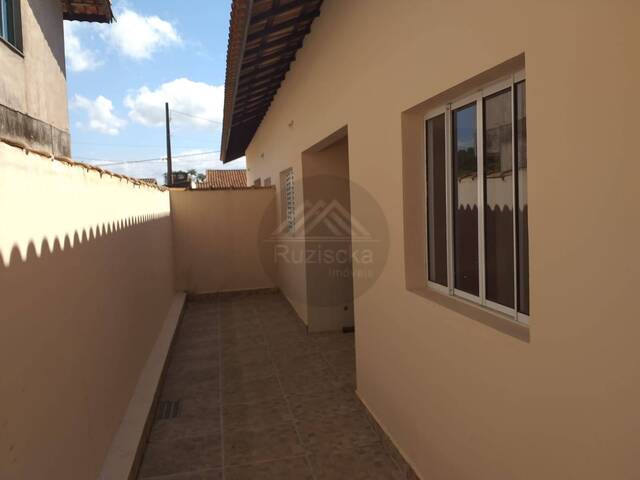CASA COM PISCINA para Venda em Itanhaém - 3