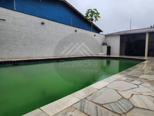 CASA COM PISCINA para Venda em Itanhaém - 4