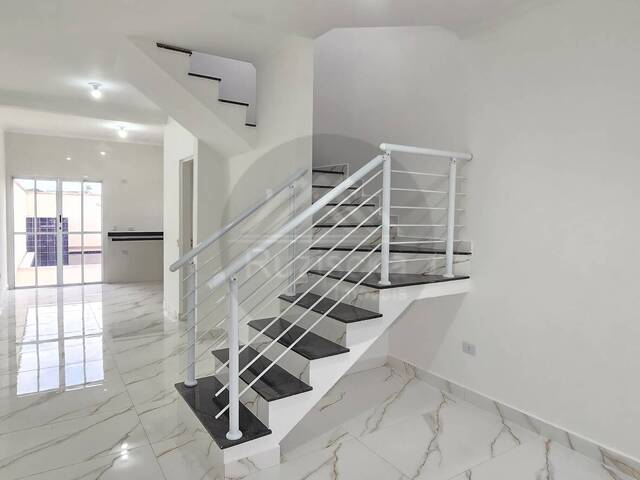 CASA COM PISCINA para Venda em Itanhaém - 5