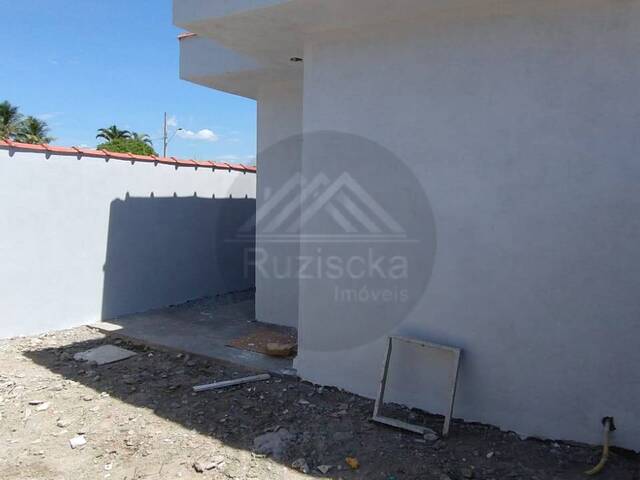 CASA COM PISCINA para Venda em Itanhaém - 3