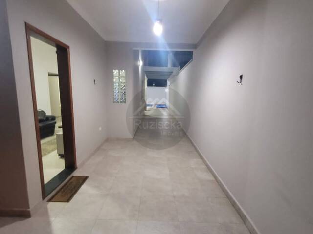 CASA COM PISCINA para Venda em Itanhaém - 4