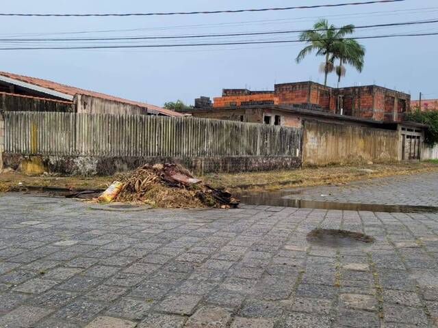 Casa para Venda em Itanhaém - 3