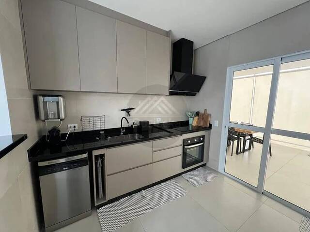 CASA COM PISCINA para Venda em Itanhaém - 4