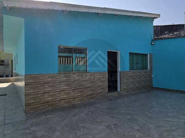 CASA COM PISCINA para Venda em Itanhaém - 5
