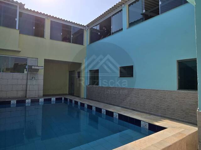 CASA COM PISCINA para Venda em Itanhaém - 3