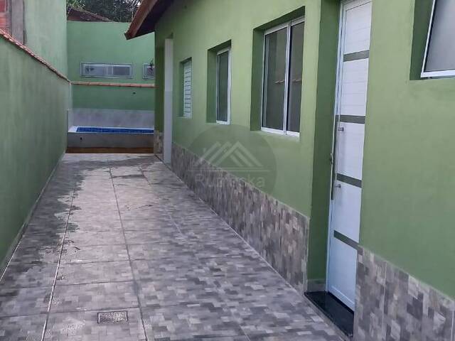 CASA COM PISCINA para Venda em Itanhaém - 4
