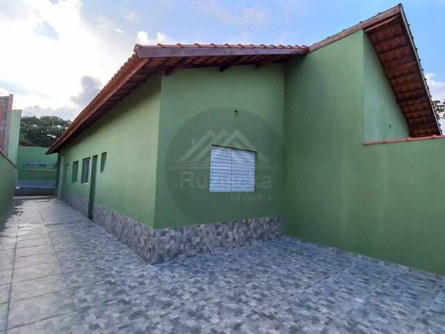 CASA COM PISCINA para Venda em Itanhaém - 3