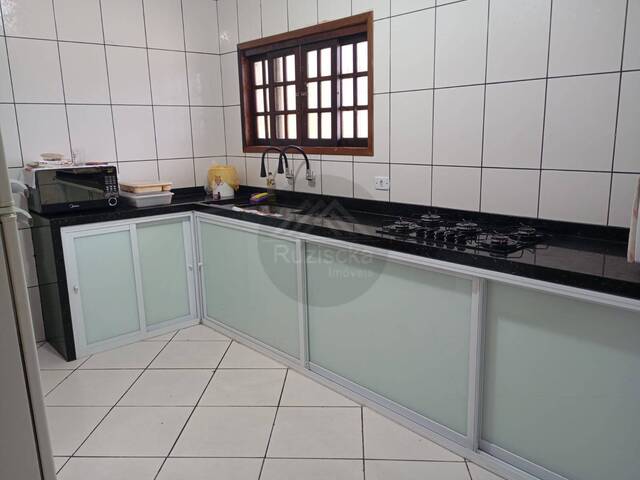 CASA COM PISCINA para Venda em Itanhaém - 4
