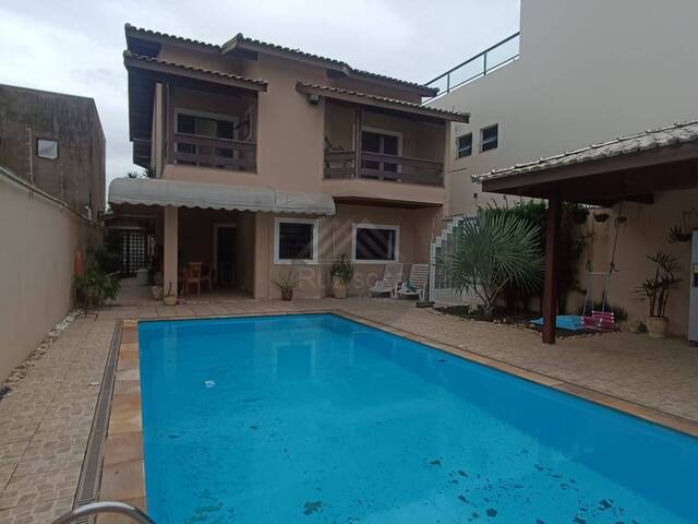 CASA COM PISCINA para Venda em Itanhaém - 5