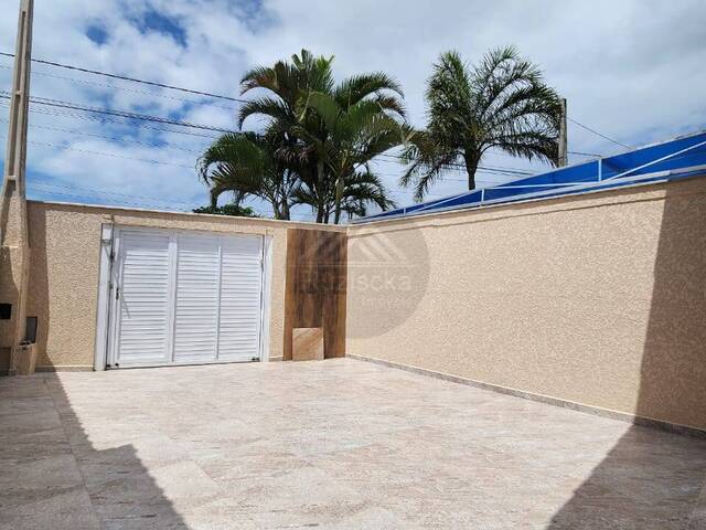 CASA COM PISCINA para Venda em Itanhaém - 4
