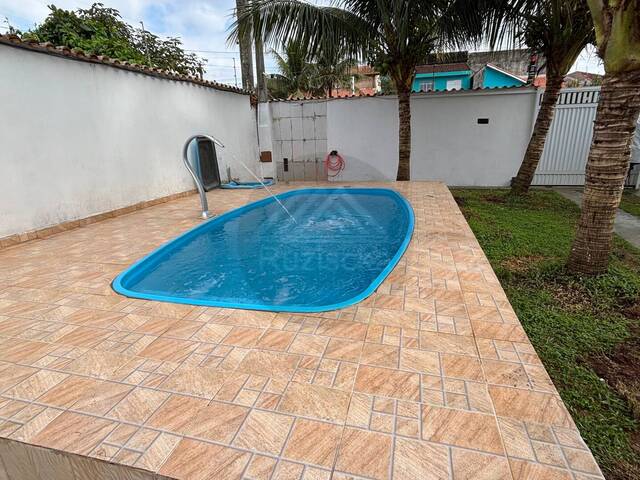 CASA COM PISCINA para Venda em Itanhaém - 5