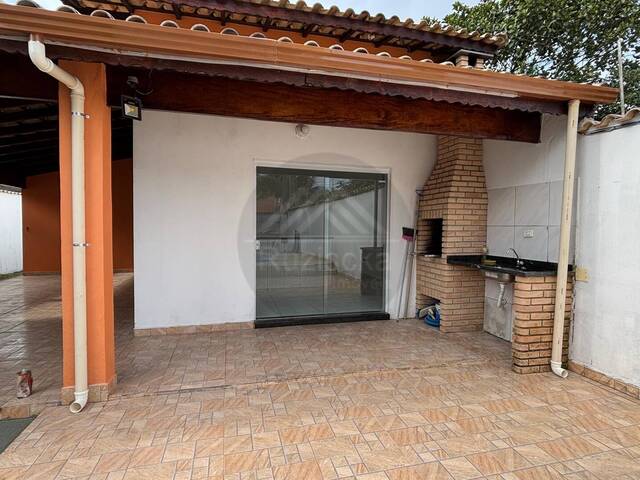 CASA COM PISCINA para Venda em Itanhaém - 3