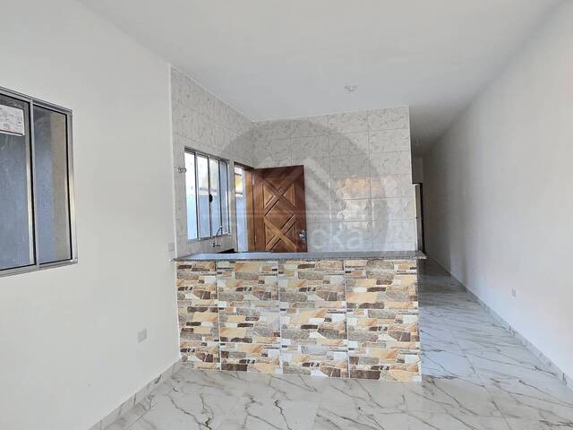 CASA COM PISCINA para Venda em Itanhaém - 5