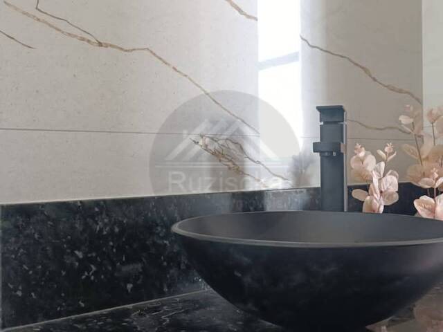 CASA COM PISCINA para Venda em Itanhaém - 4