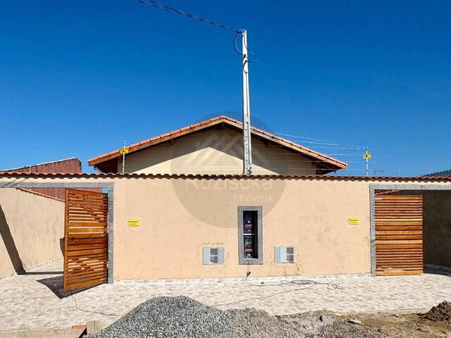 #CA987 - CASA COM PISCINA para Venda em Itanhaém - SP - 1