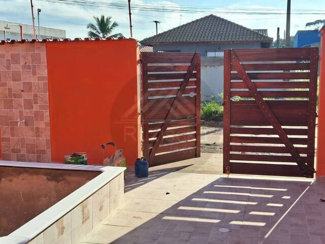 #CA580 - CASA COM PISCINA para Venda em Itanhaém - SP