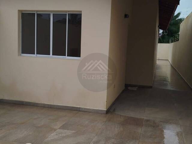 #CA995 - CASA COM PISCINA para Venda em Itanhaém - SP