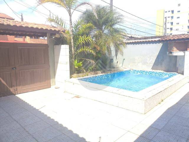 #CA999 - CASA COM PISCINA para Venda em Itanhaém - SP - 1