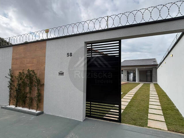 CASA COM PISCINA para Venda em Itanhaém - 2
