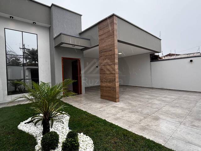 CASA COM PISCINA para Venda em Itanhaém - 3