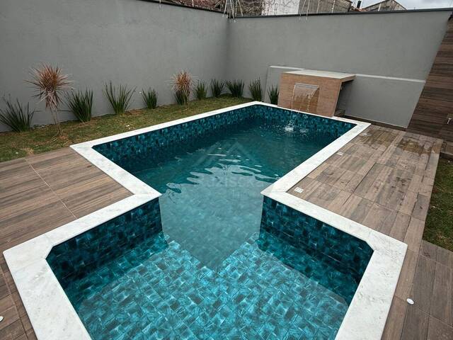 CASA COM PISCINA para Venda em Itanhaém - 5