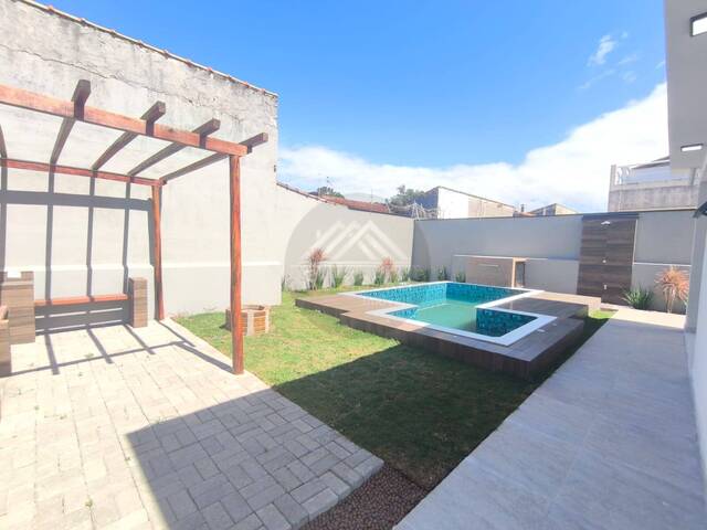 CASA COM PISCINA para Venda em Itanhaém - 4