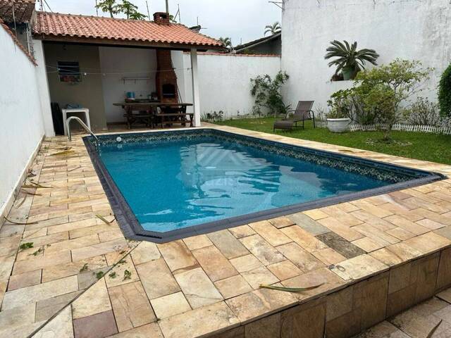 #CA1017 - CASA COM PISCINA para Venda em Itanhaém - SP - 2