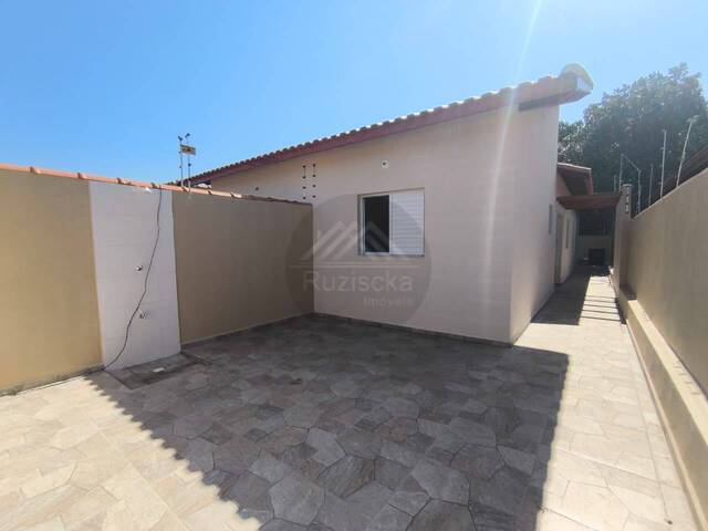 #CA1018 - CASA COM PISCINA para Venda em Itanhaém - SP - 1