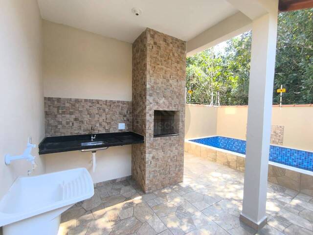 CASA COM PISCINA para Venda em Itanhaém - 4