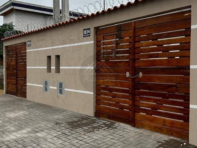 #CA1031 - CASA COM PISCINA para Venda em Itanhaém - SP - 2