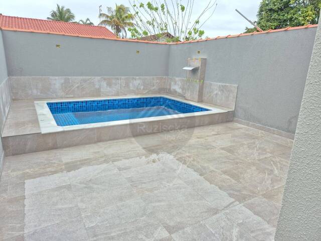 CASA COM PISCINA para Venda em Itanhaém - 5