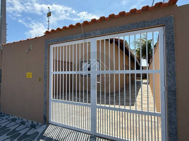 CASA COM PISCINA para Venda em Itanhaém - 3