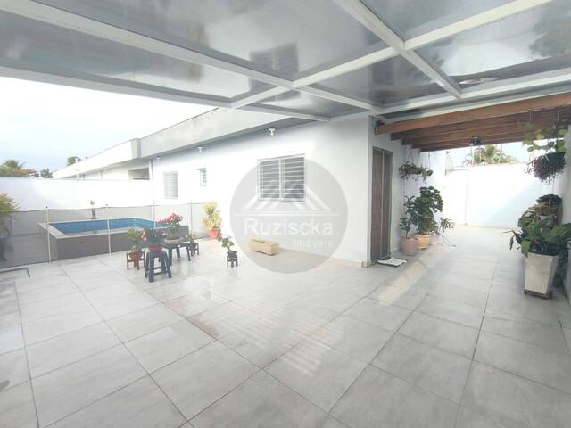 CASA COM PISCINA para Venda em Itanhaém - 4