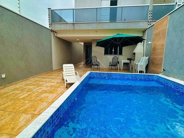 CASA COM PISCINA para Venda em Itanhaém - 4