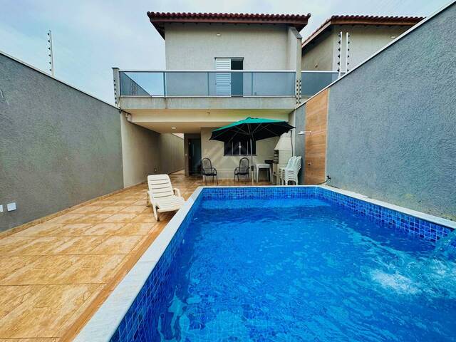 CASA COM PISCINA para Venda em Itanhaém - 5
