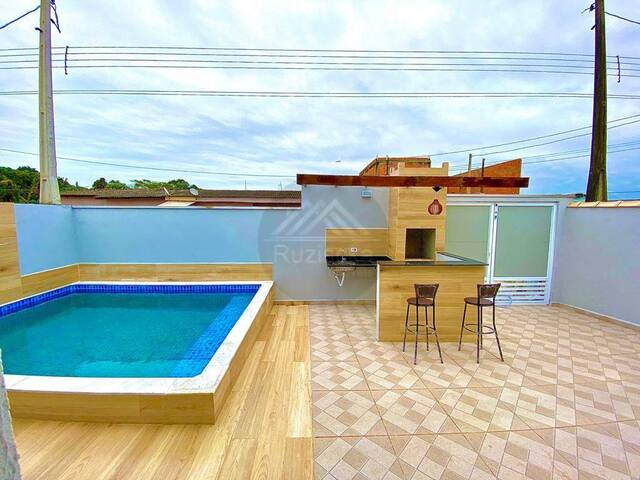 CASA COM PISCINA para Venda em Itanhaém - 3