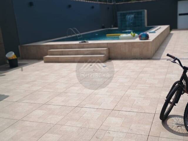 CASA COM PISCINA para Venda em Itanhaém - 3