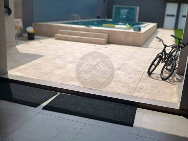 CASA COM PISCINA para Venda em Itanhaém - 2