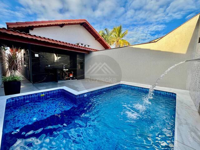#CA1069 - CASA COM PISCINA para Venda em Itanhaém - SP - 1