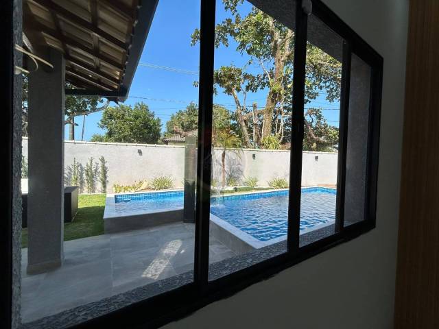 CASA COM PISCINA para Venda em Itanhaém - 5