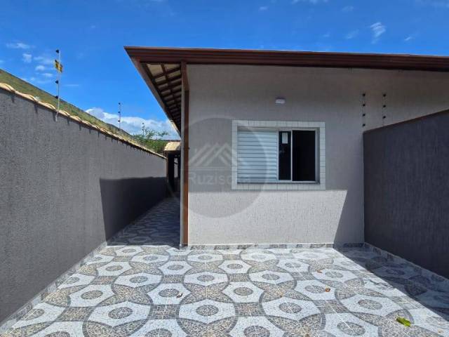 CASA COM PISCINA para Venda em Itanhaém - 3