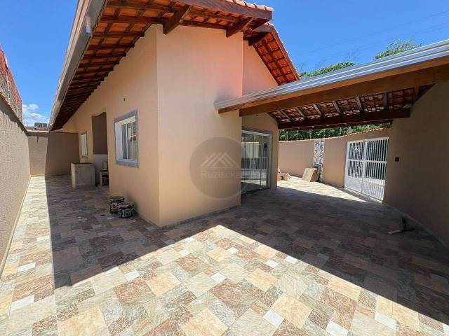 CASA COM PISCINA para Venda em Itanhaém - 2