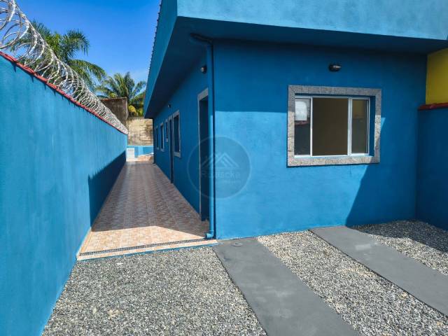 CASA COM PISCINA para Venda em Itanhaém - 5